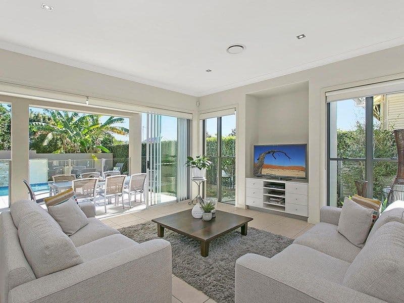 37 Weal Avenue, TARRAGINDI, QLD 4121, Tarragindi - Thumbnail 2