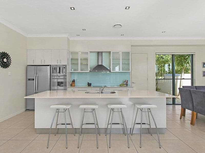 37 Weal Avenue, TARRAGINDI, QLD 4121, Tarragindi - Thumbnail 3