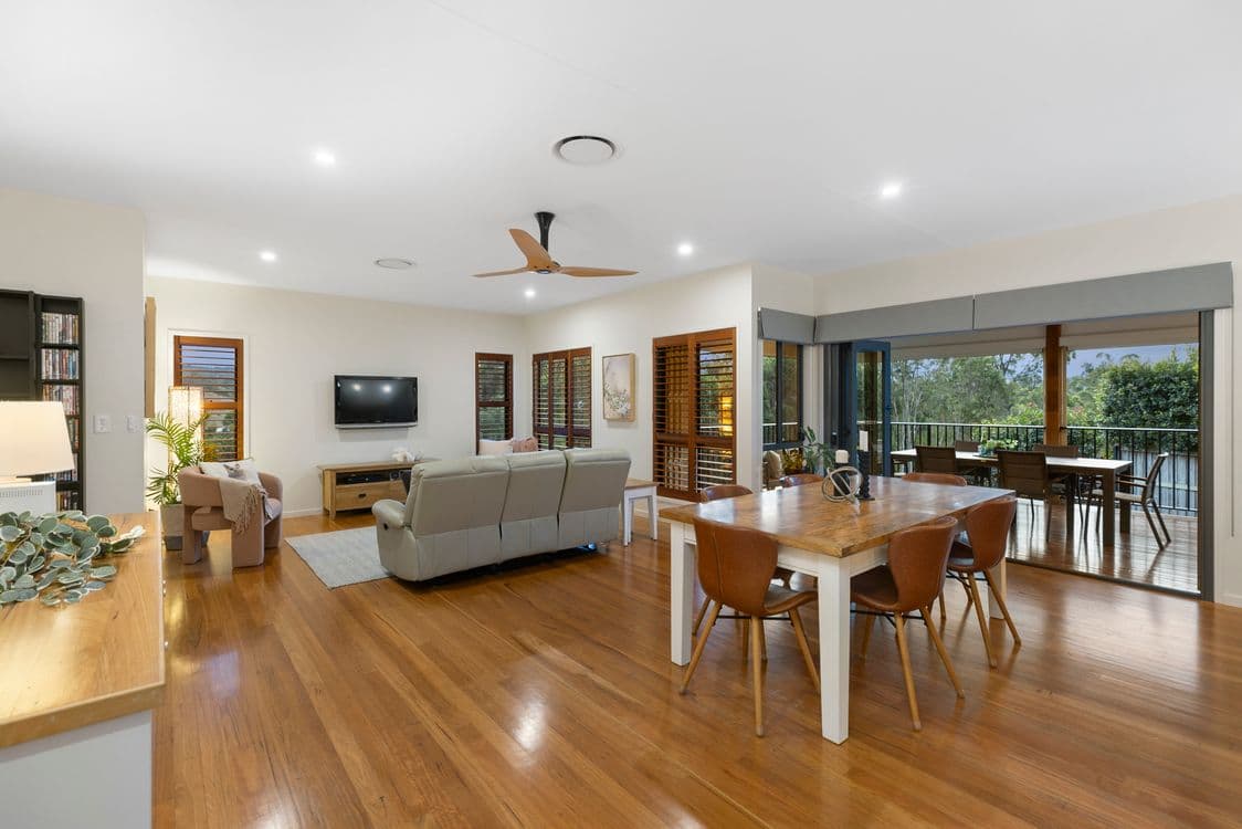 65 Harrier Place, UPPER KEDRON, QLD 4055, Upper Kedron - Thumbnail 3