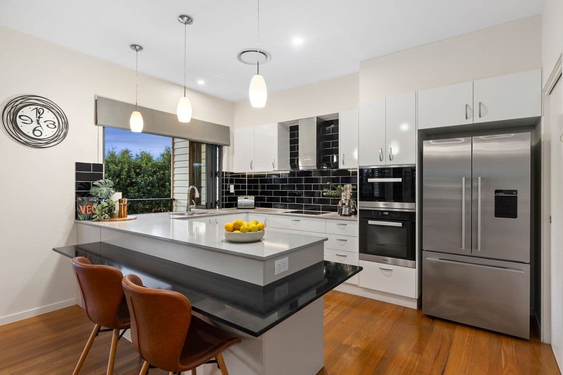 65 Harrier Place, UPPER KEDRON, QLD 4055, Upper Kedron - Thumbnail 6