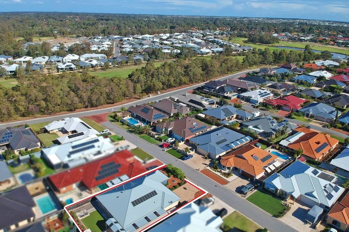 8 Petworth Drive, THE VINES, WA 6069, The Vines - Thumbnail 2