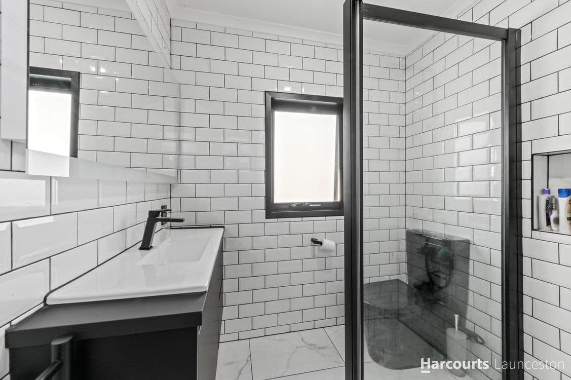 8 Moore Street, INVERMAY, TAS 7248, Invermay - Thumbnail 8