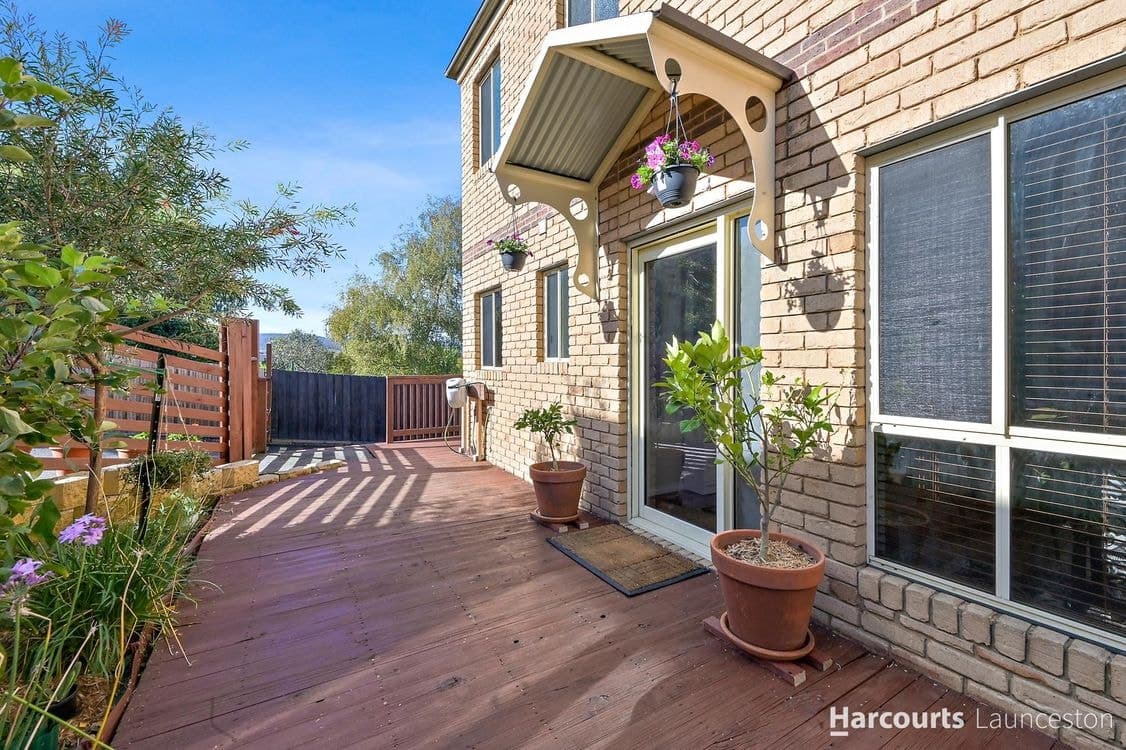 2/9 Jackson Street, MOWBRAY, TAS 7248, Mowbray - Thumbnail 2