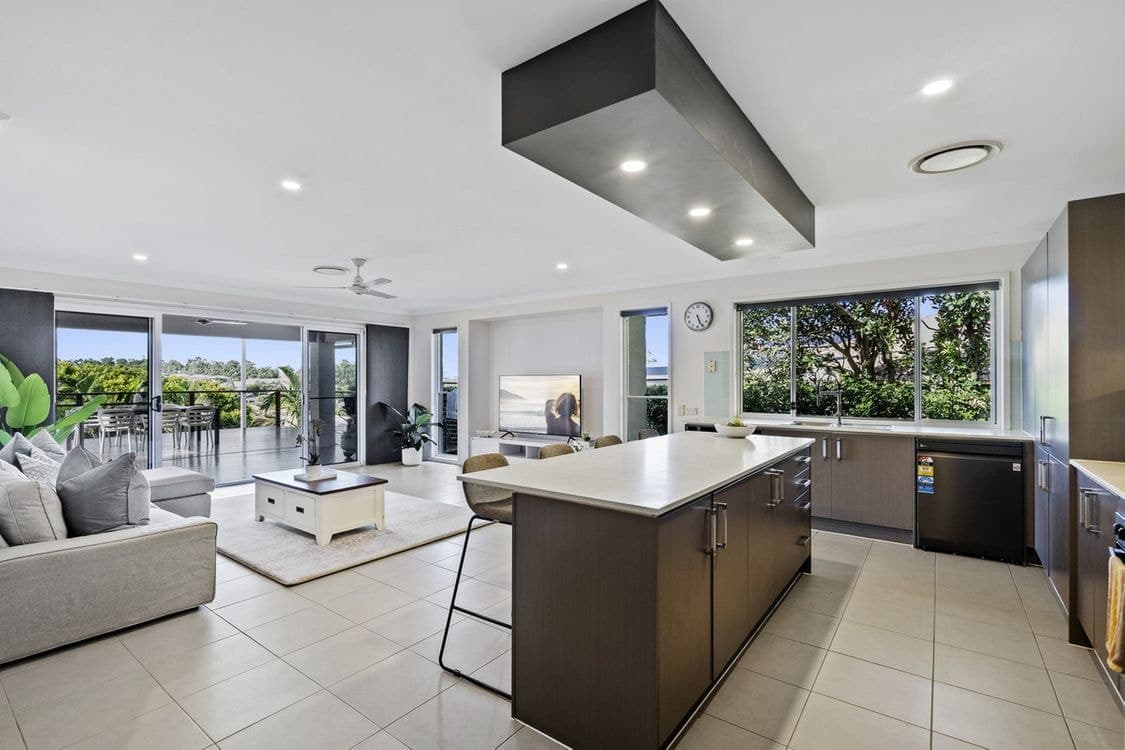 39 Sundew Crescent, Upper Coomera, QLD 4209, Upper Coomera - Thumbnail 3