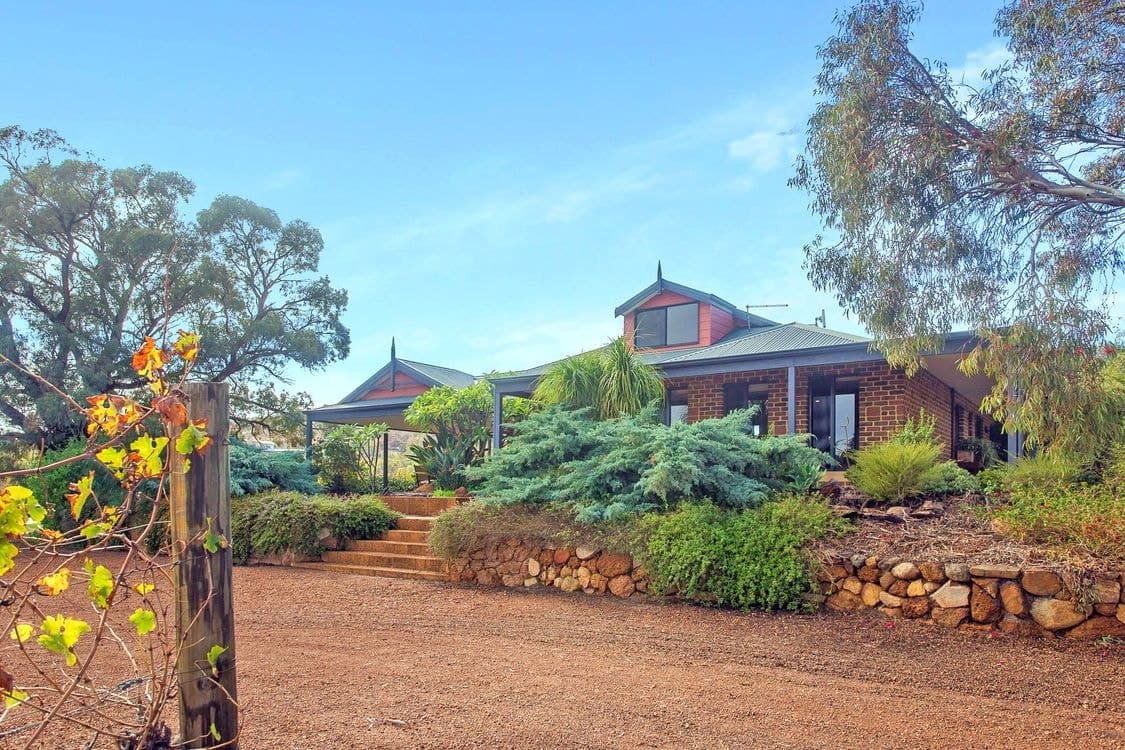 326 Haddrill Road, BASKERVILLE, WA 6056, Baskerville - Image 1