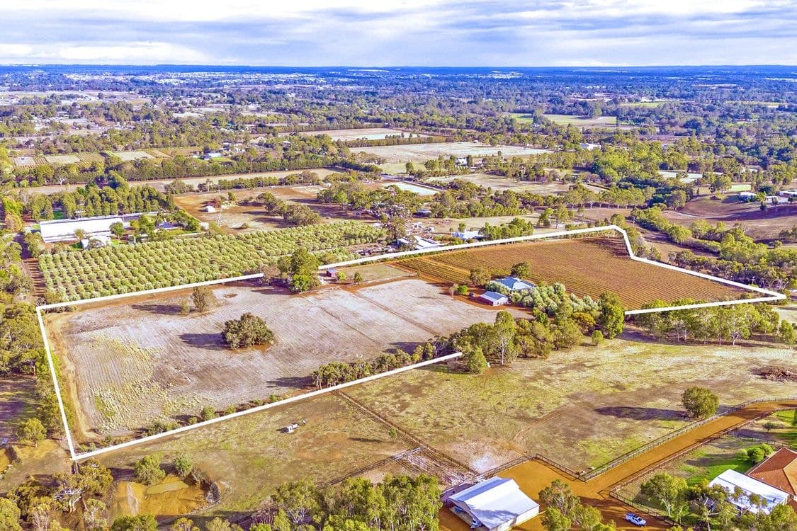 326 Haddrill Road, BASKERVILLE, WA 6056, Baskerville - Thumbnail 2