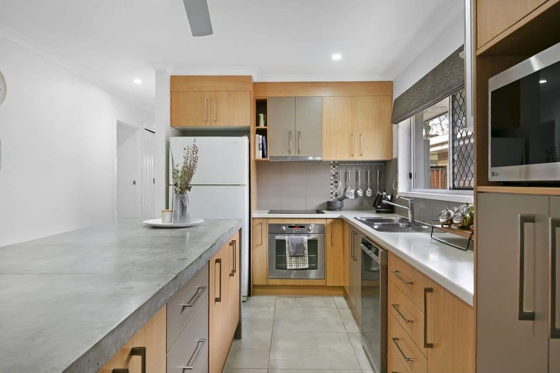 103 Albion Avenue, MIAMI, QLD 4220, Miami - Thumbnail 4
