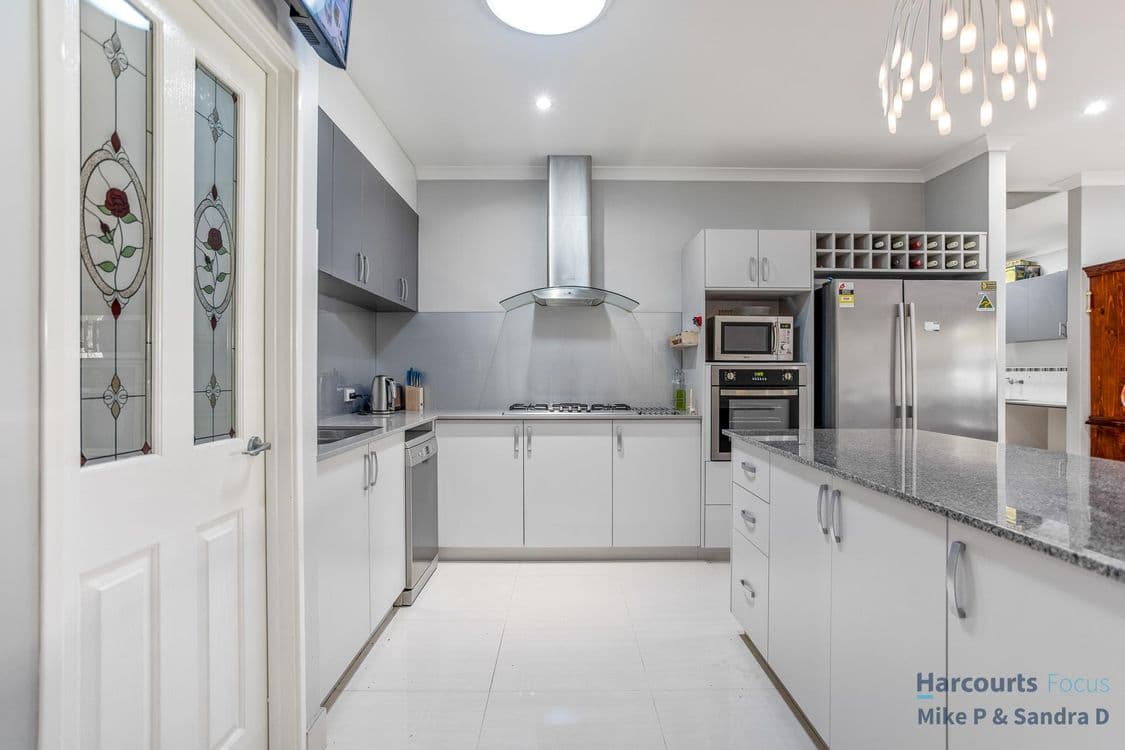 13A Chesson Place, RIVERTON, WA 6148, Riverton - Thumbnail 6