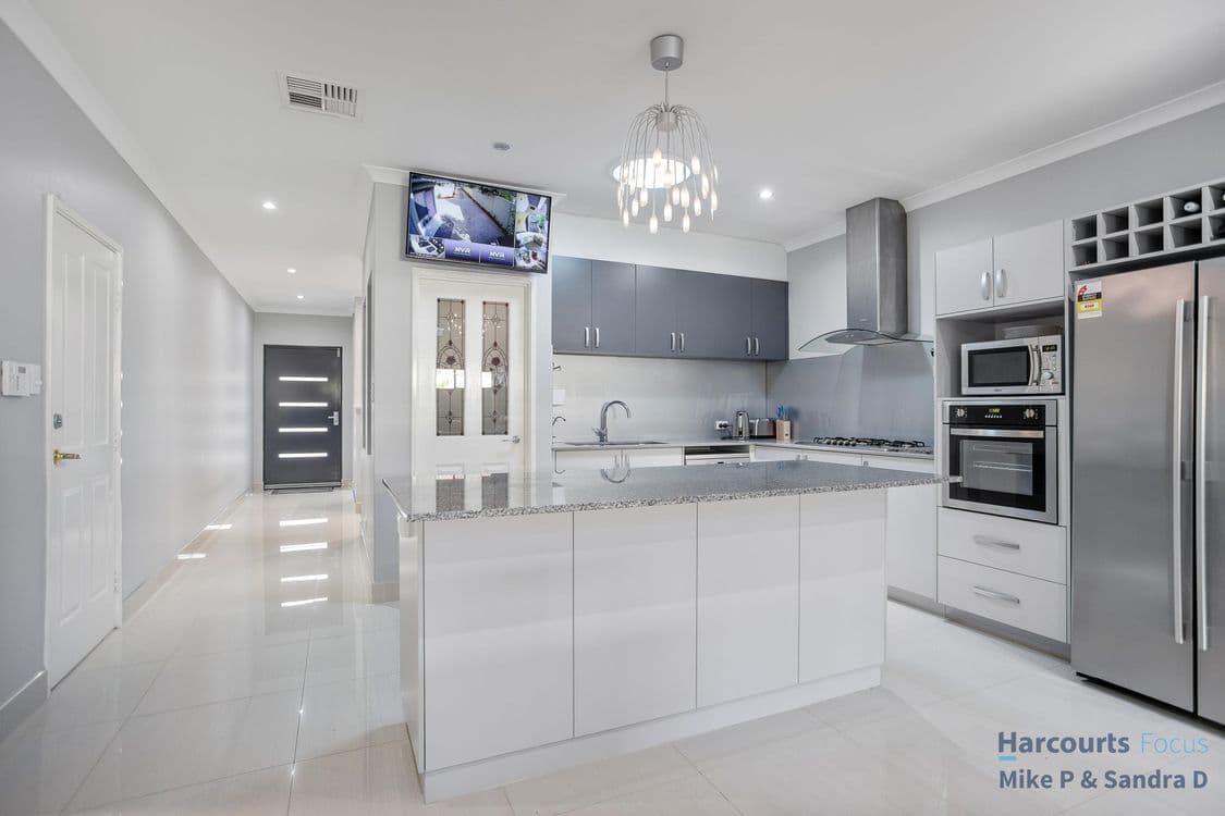 13A Chesson Place, RIVERTON, WA 6148, Riverton - Thumbnail 8