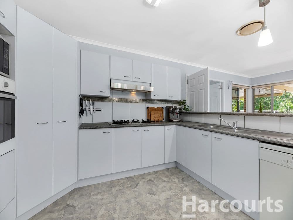 19 Coolabah Crescent, Bridgeman Downs, QLD 4035, Bridgeman Downs - Thumbnail 5