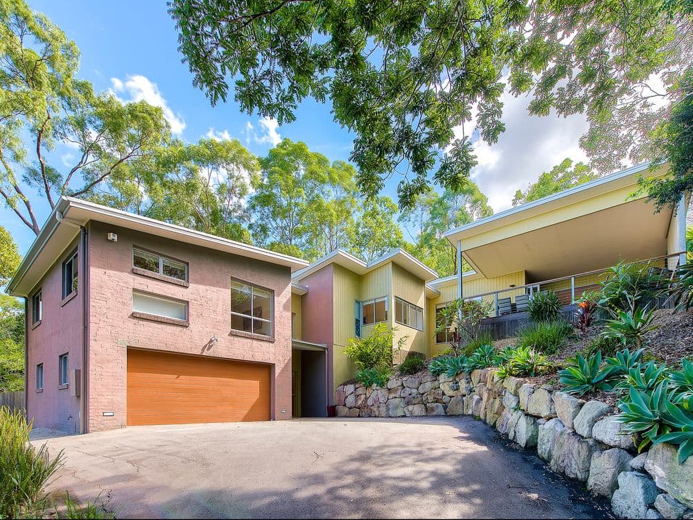 7 Sun Place, CHAPEL HILL, QLD 4069, Chapel Hill - Image 1