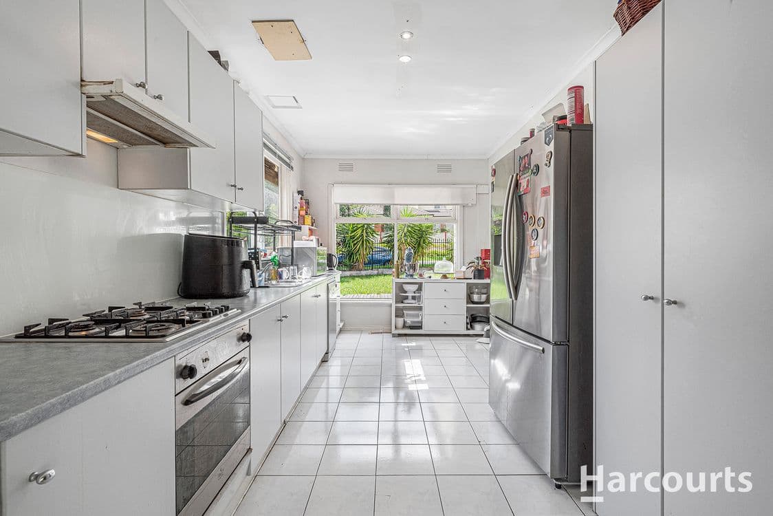 13 Therese Avenue, MOUNT WAVERLEY, VIC 3149, Mount Waverley - Thumbnail 6