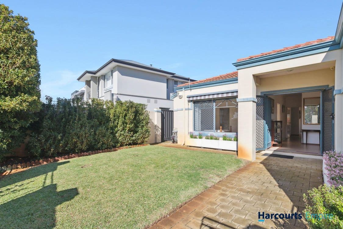 7A Buntine Road, WEMBLEY DOWNS, WA 6019, Wembley Downs - Image 1