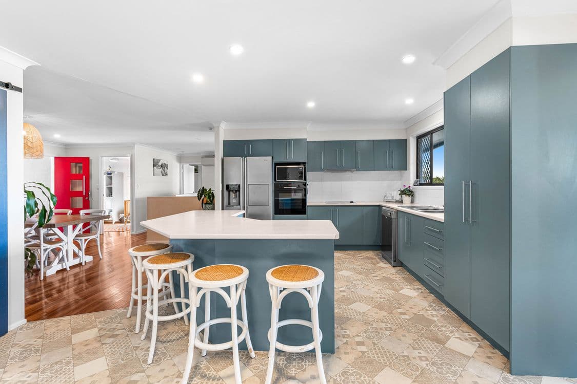 60 Hill Crescent, CARINA HEIGHTS, QLD 4152, Carina Heights - Thumbnail 6