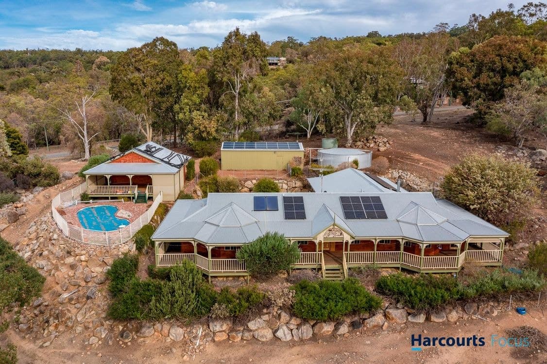 10 Marsh Court, JARRAHDALE, WA 6124, Jarrahdale - Thumbnail 2