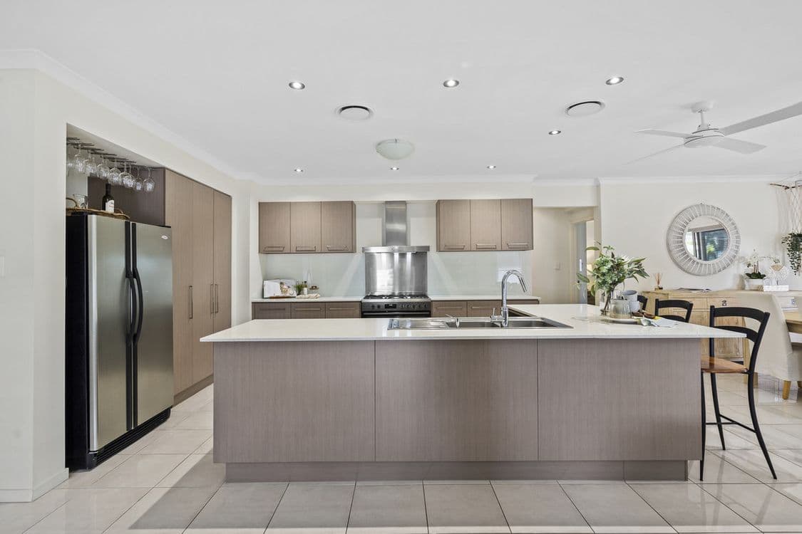 8 Lysterfield Rise, Upper Coomera, QLD 4209, Upper Coomera - Thumbnail 5