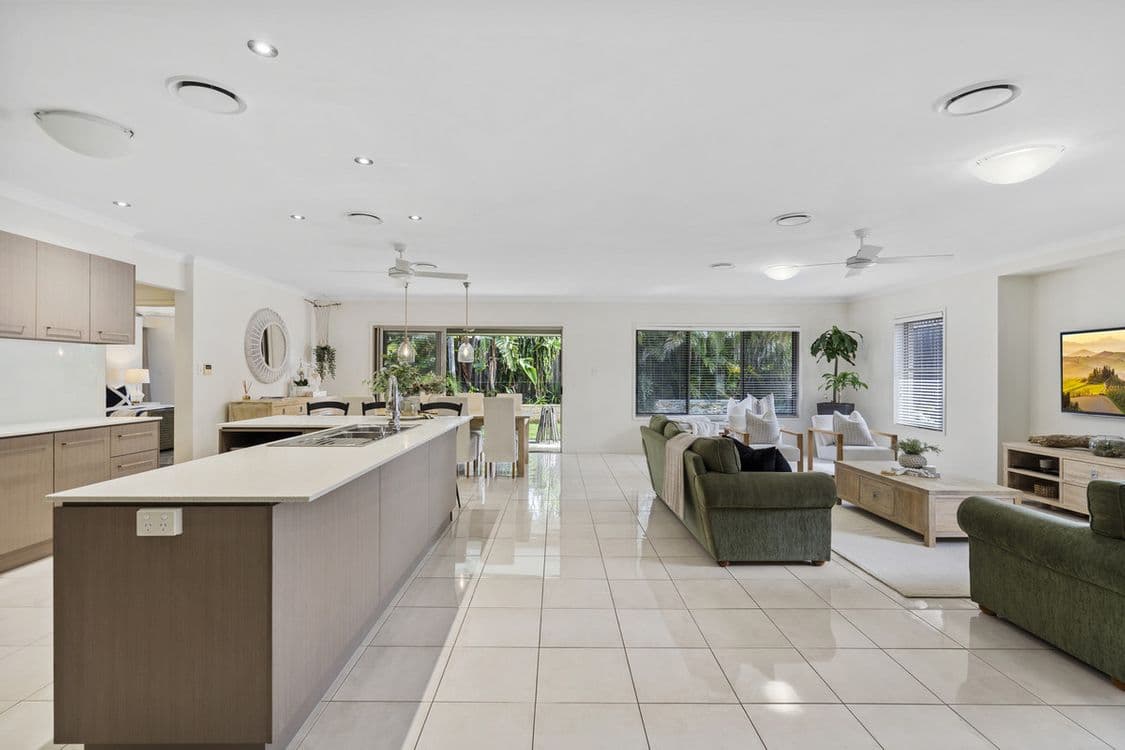 8 Lysterfield Rise, Upper Coomera, QLD 4209, Upper Coomera - Thumbnail 7