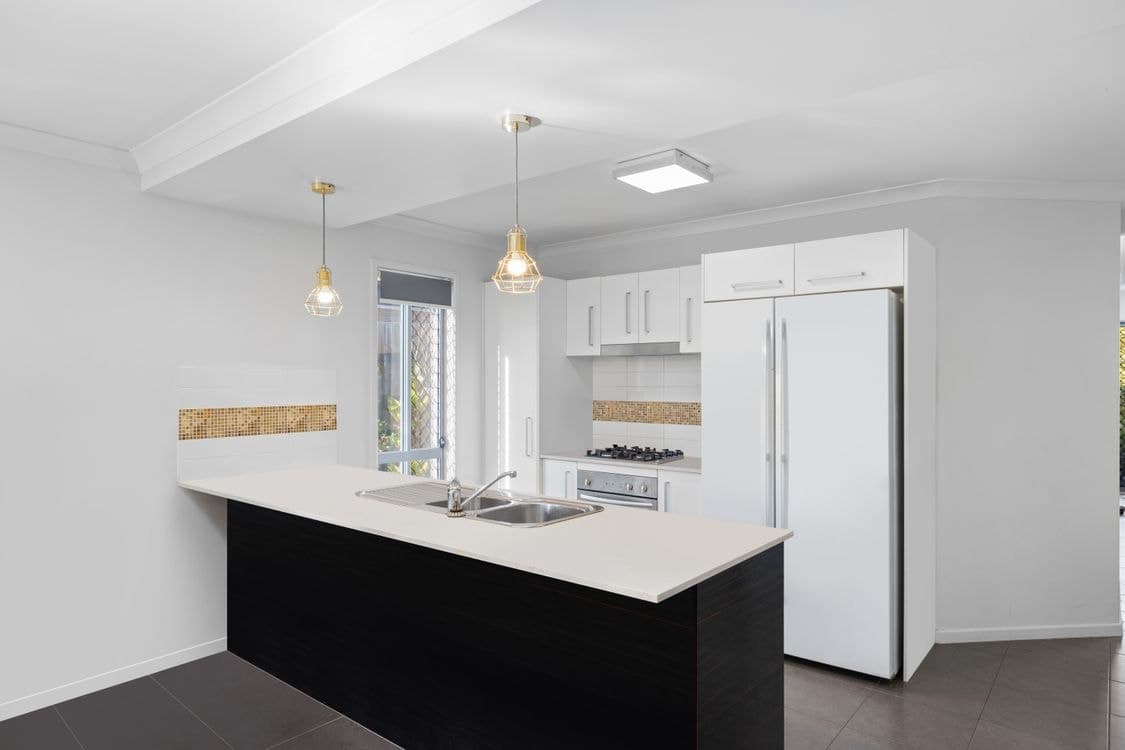 10 Cordeaux Crescent, REDBANK PLAINS, QLD 4301, Redbank Plains - Thumbnail 4