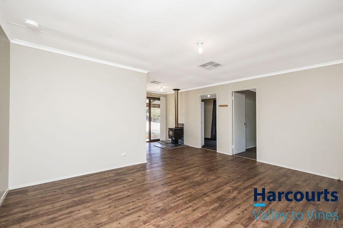 6 Bottlebrush Place, BINDOON, WA 6502, Bindoon - Thumbnail 3