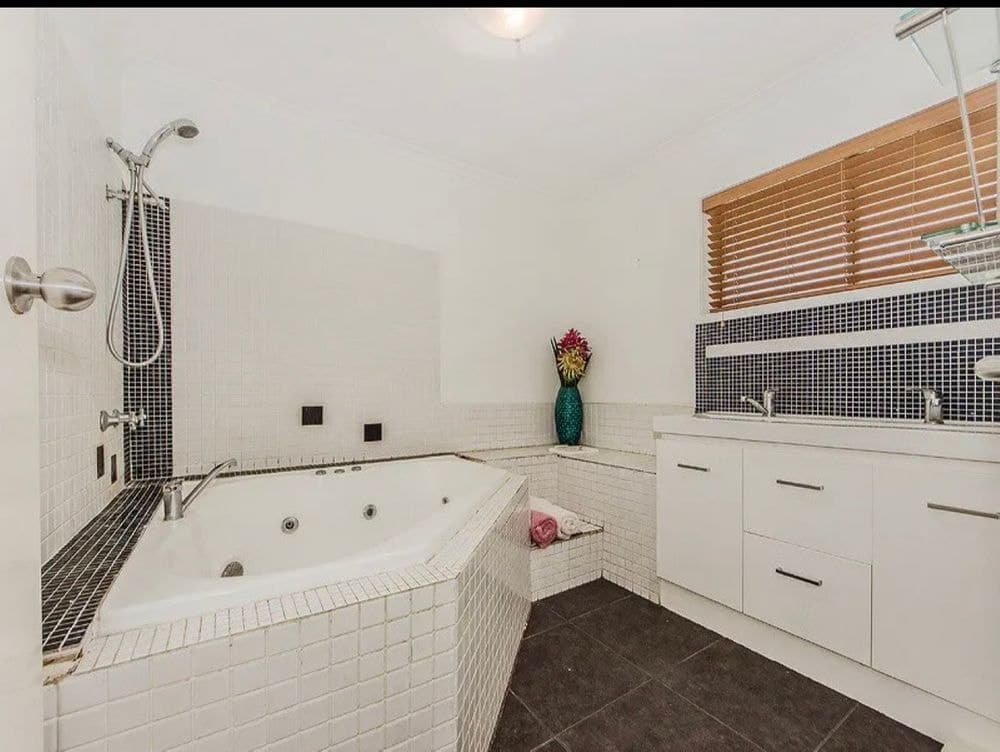 52 Curragundi Road, JINDALEE, QLD 4074, Jindalee - Thumbnail 5