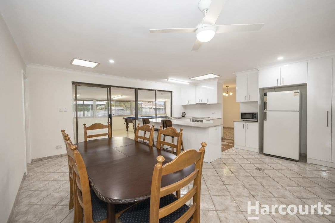 3 Boronia Close, CAMILLO, WA 6111, Camillo - Thumbnail 5