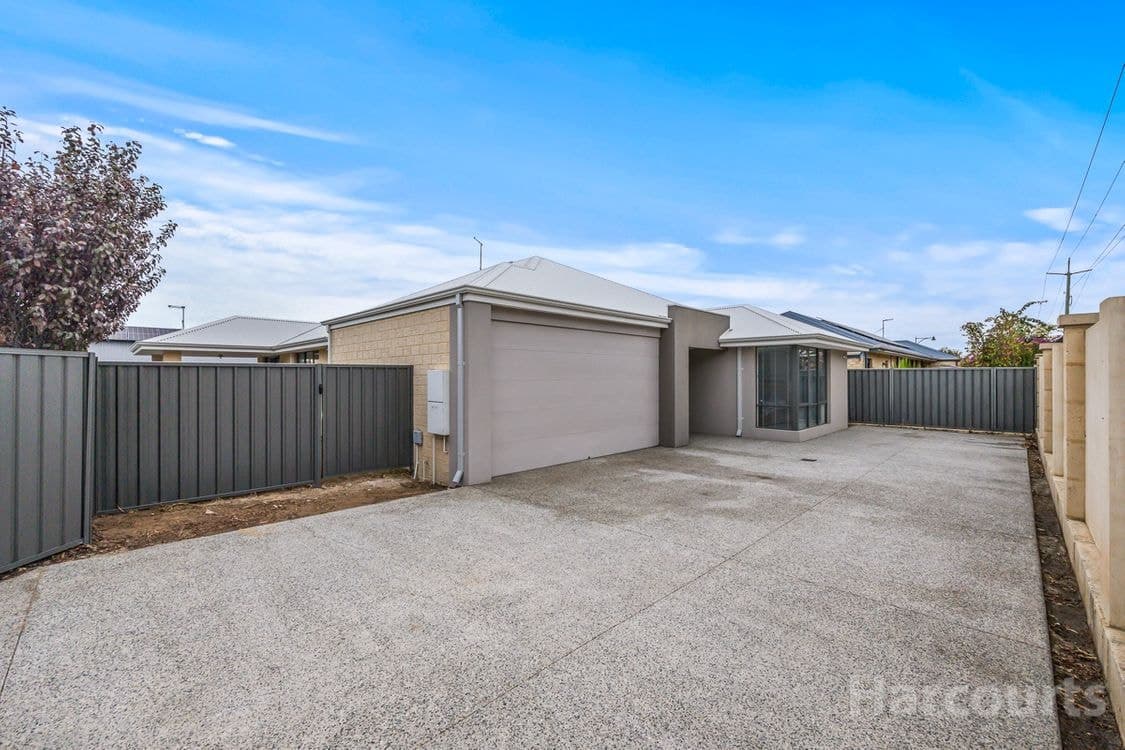23 Moscato Way, WOODVALE, WA 6026, Woodvale - Thumbnail 2