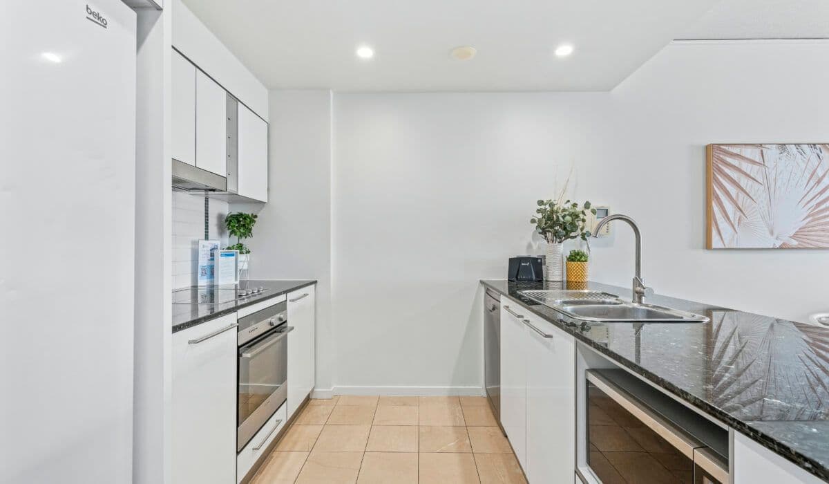 2704/22 Surf Parade, BROADBEACH, QLD 4218, Broadbeach - Thumbnail 8