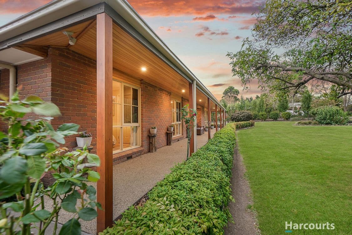 36A Pinehill Drive, Pakenham, VIC 3810, Pakenham - Thumbnail 4