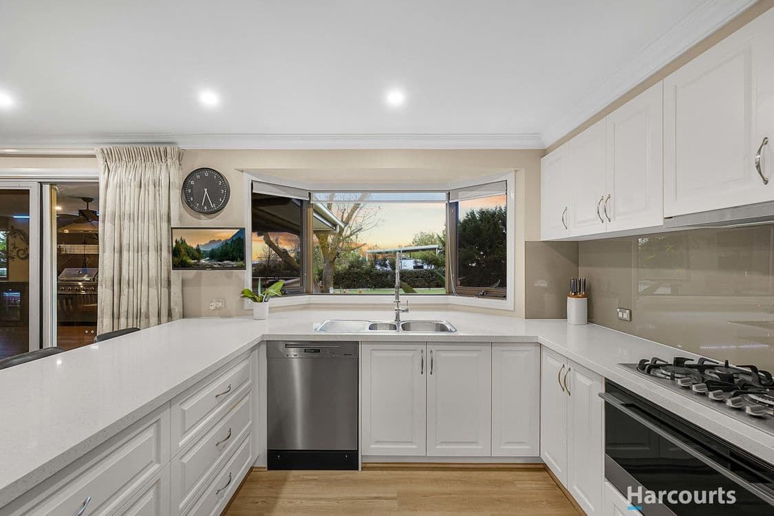 36A Pinehill Drive, Pakenham, VIC 3810, Pakenham - Thumbnail 6