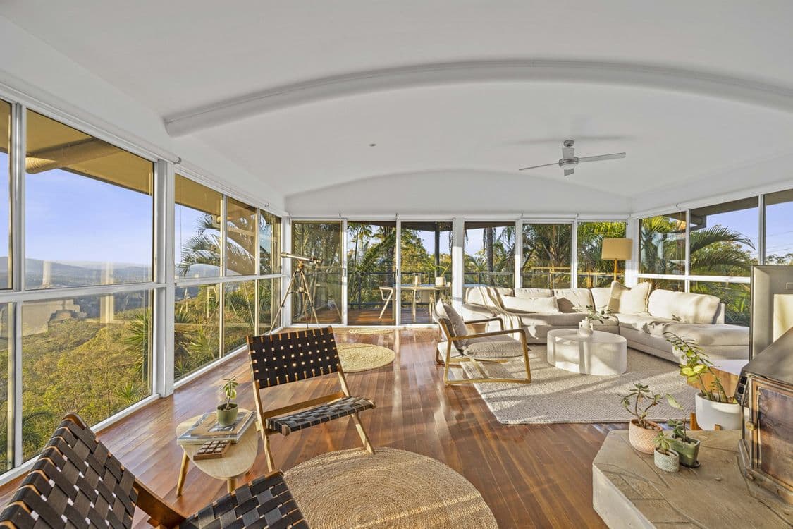 200 Chesterfield Drive, Bonogin, QLD 4213, Bonogin - Thumbnail 2