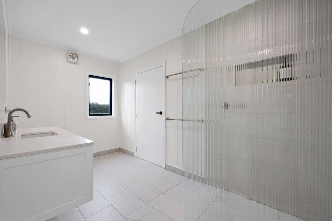 24904 Peak Downs Highway, VICTORIA PLAINS, QLD 4751, Victoria Plains - Thumbnail 6