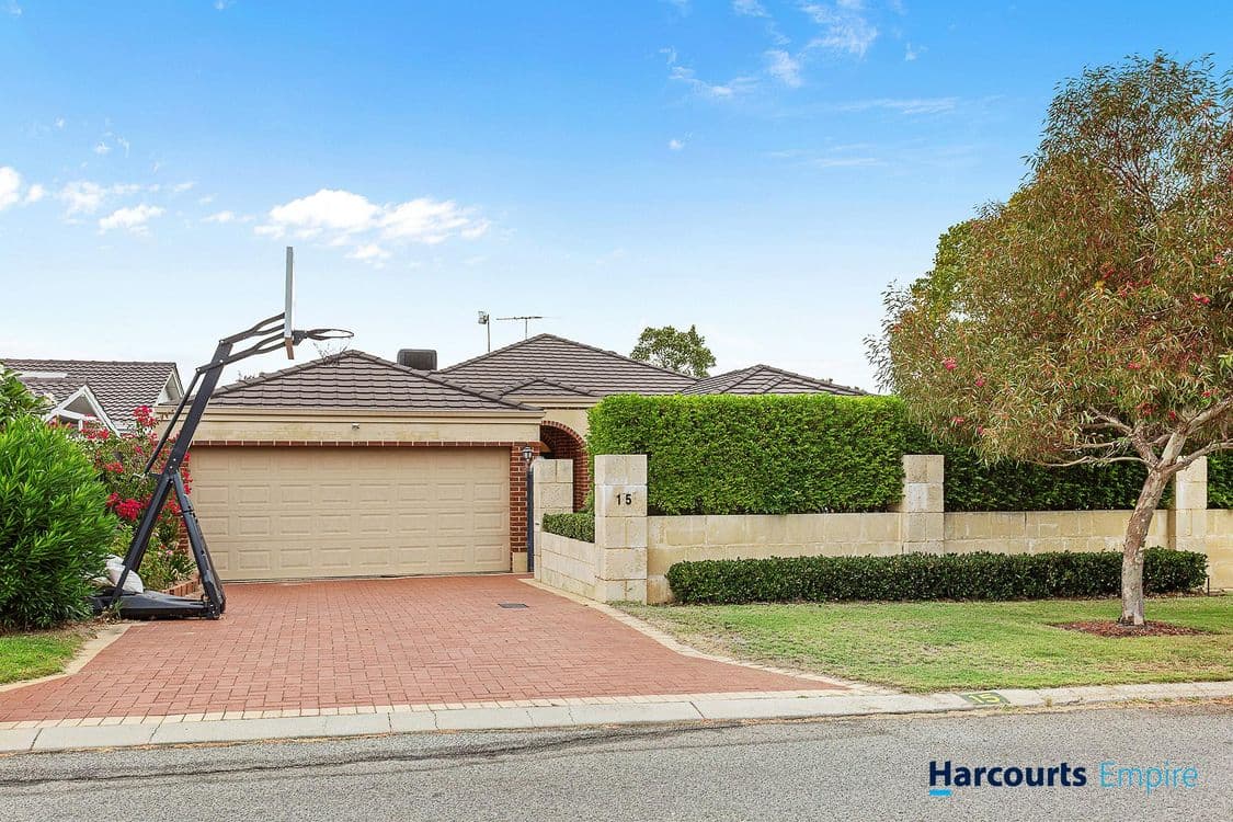 15 Oakwood Avenue, WOODLANDS, WA 6018, Woodlands - Image 1