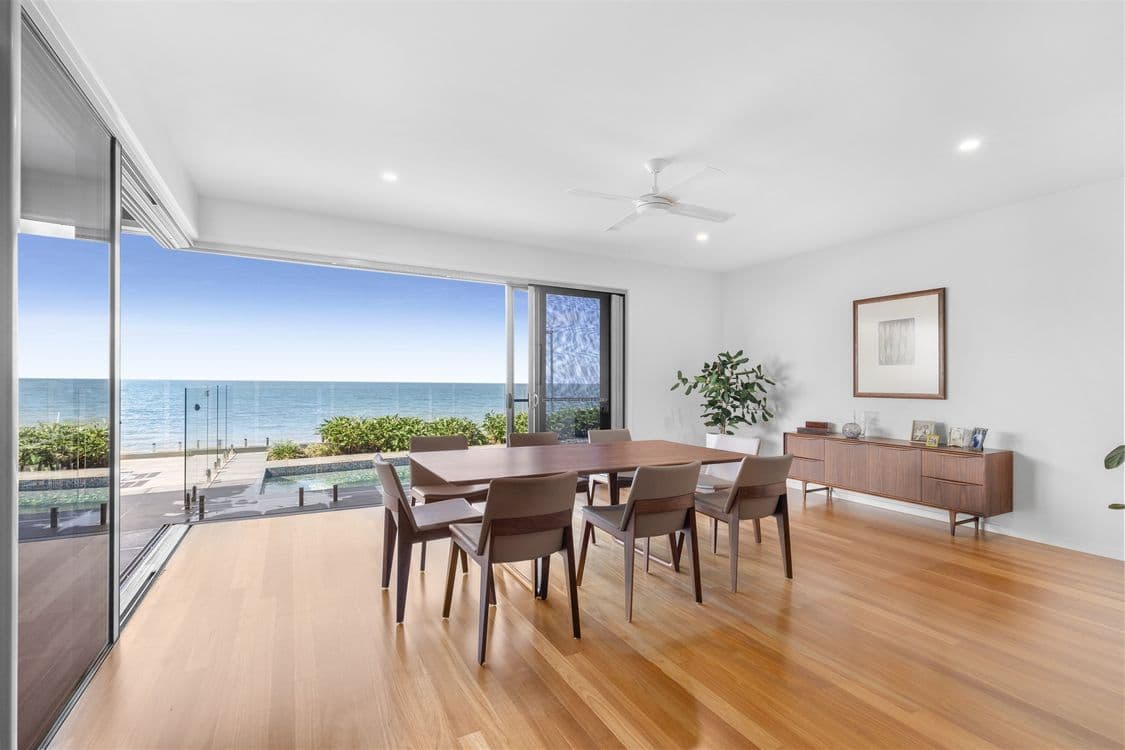 9 Flinders Parade, SCARBOROUGH, QLD 4020, Scarborough - Thumbnail 2