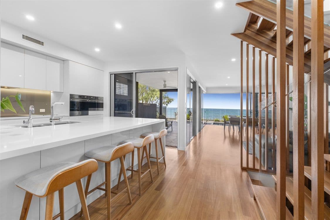 9 Flinders Parade, SCARBOROUGH, QLD 4020, Scarborough - Thumbnail 8
