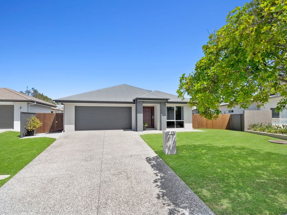 176 Marina Boulevard, BANKSIA BEACH, QLD 4507, Banksia Beach - Image 1