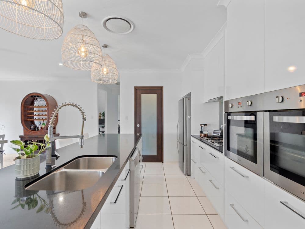 176 Marina Boulevard, BANKSIA BEACH, QLD 4507, Banksia Beach - Thumbnail 6