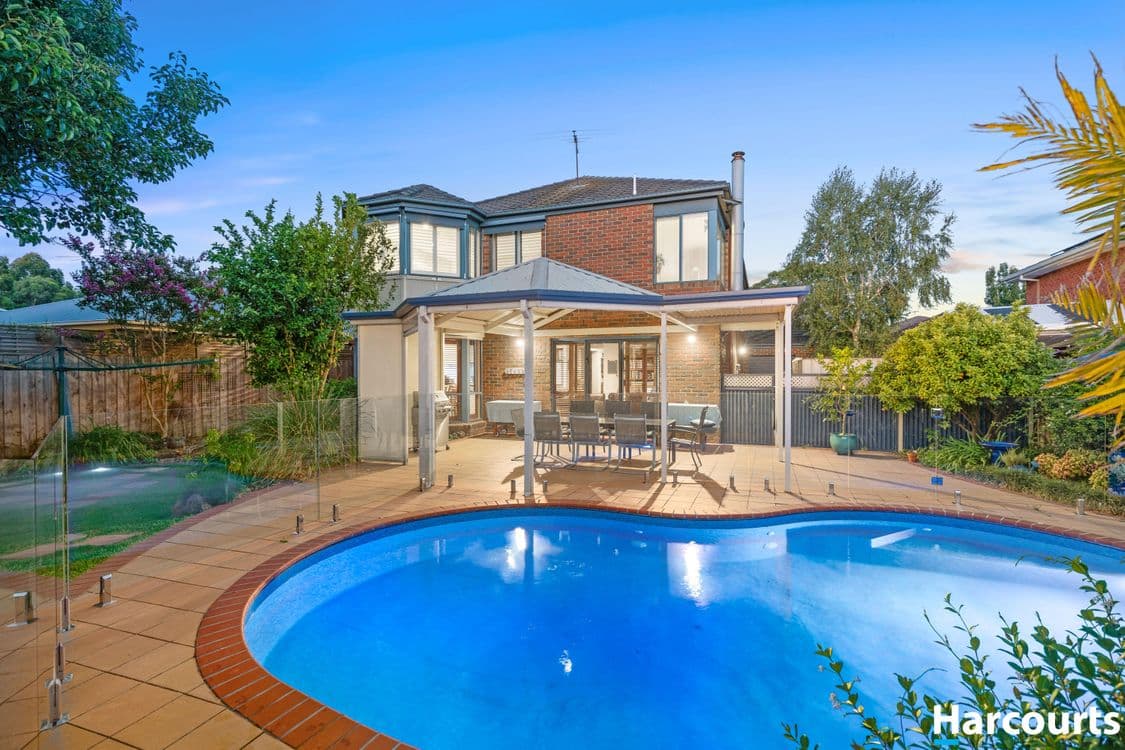 7 Albatross Drive, ROWVILLE, VIC 3178, Rowville - Thumbnail 2