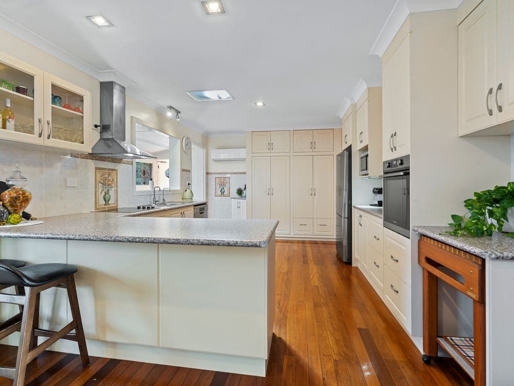 16 Nirimba Street, MANLY WEST, QLD 4179, Manly West - Thumbnail 2