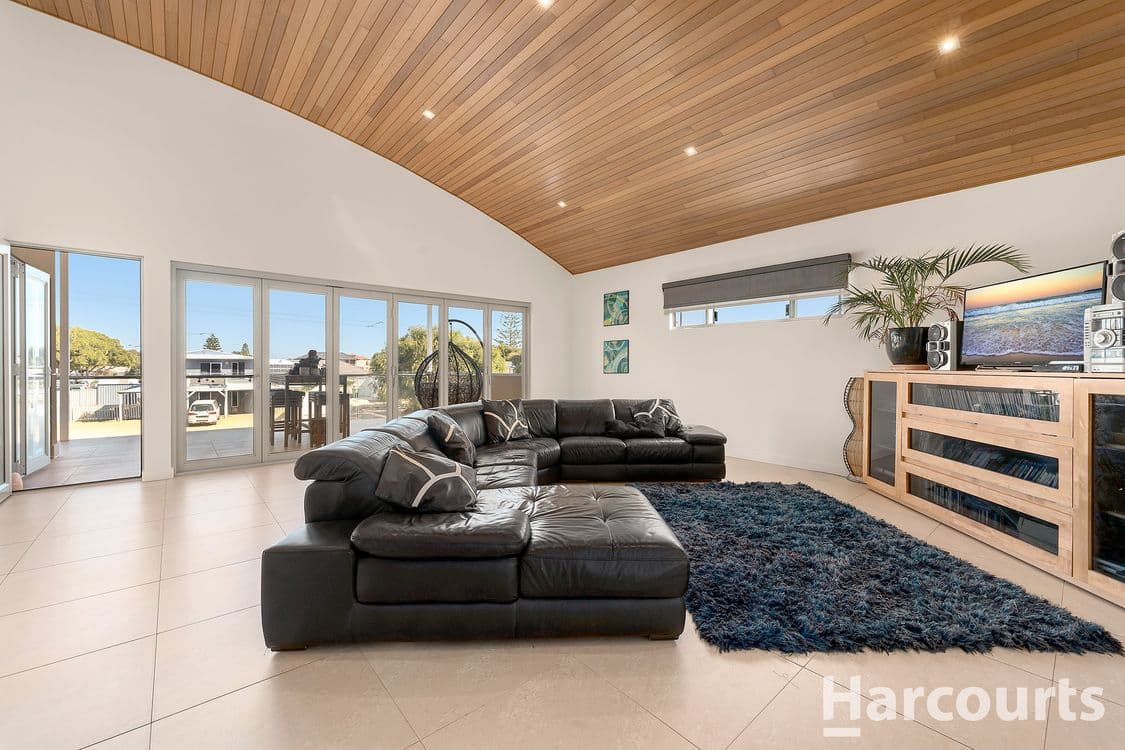 6 Albion Road, MADORA BAY, WA 6210, Madora Bay - Thumbnail 8