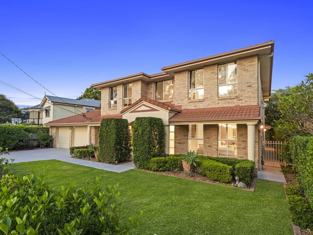27 Baskerville Street, Sandgate, QLD 4017, Sandgate - Image 1
