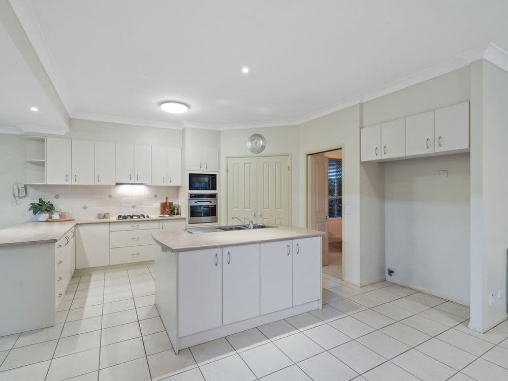 27 Baskerville Street, Sandgate, QLD 4017, Sandgate - Thumbnail 7