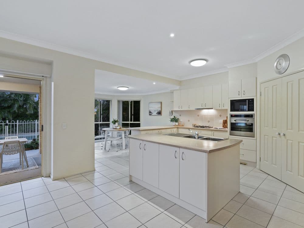 27 Baskerville Street, Sandgate, QLD 4017, Sandgate - Thumbnail 8