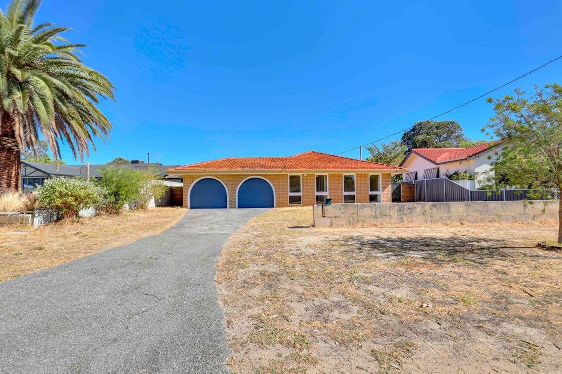 14 Waratah Drive, CAMILLO, WA 6111, Camillo - Thumbnail 2