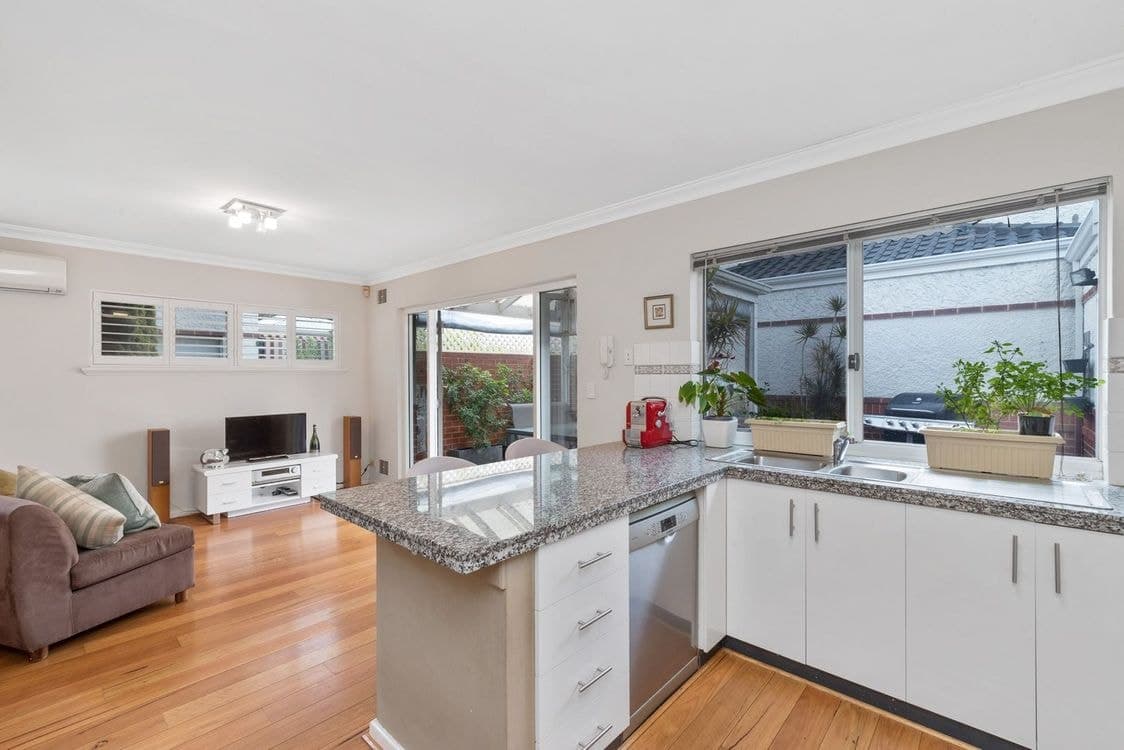 2/4 River View Street, SOUTH PERTH, WA 6151, South Perth - Thumbnail 7