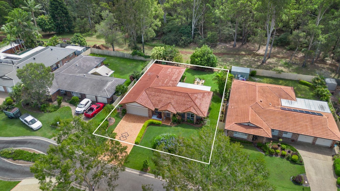 21 Glenside Place, BRIDGEMAN DOWNS, QLD 4035, Bridgeman Downs - Thumbnail 2