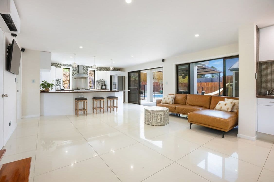 19 Hamersley Way, Worongary, QLD 4213, Worongary - Thumbnail 4