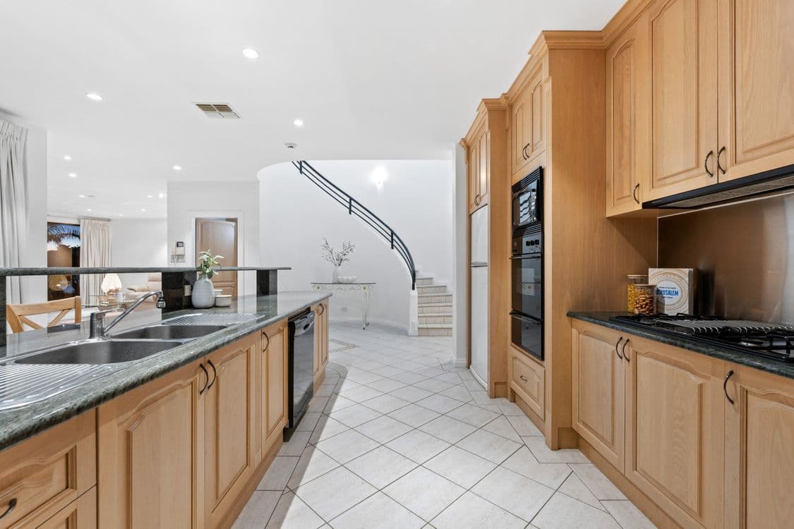 38 Newcombe Avenue, WEST LAKES SHORE, SA 5020, West Lakes Shore - Thumbnail 7