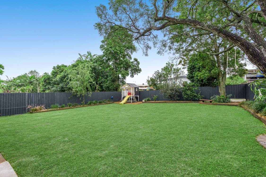 30 Talwong Street, MANLY WEST, QLD 4179, Manly West - Thumbnail 3