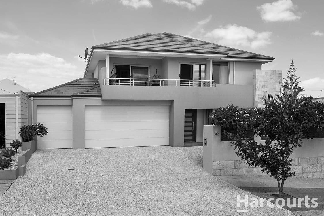 39 Avalon Parade, WANNANUP, WA 6210, Wannanup - Image 1