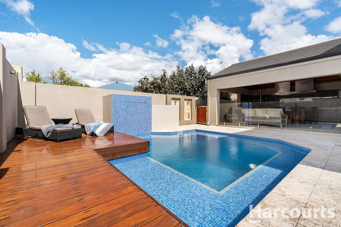 39 Avalon Parade, WANNANUP, WA 6210, Wannanup - Thumbnail 2